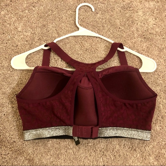 Vintage VIctoria Secret AngelMax Sportbra 34D
with Leopard Print design - Picture 4 of 5